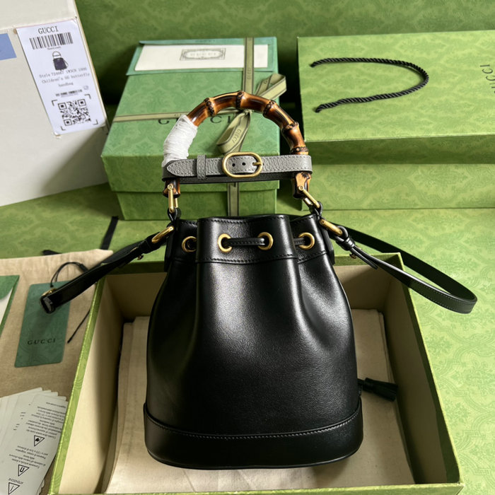 Gucci Diana Mini Bucket Bag Black 724667