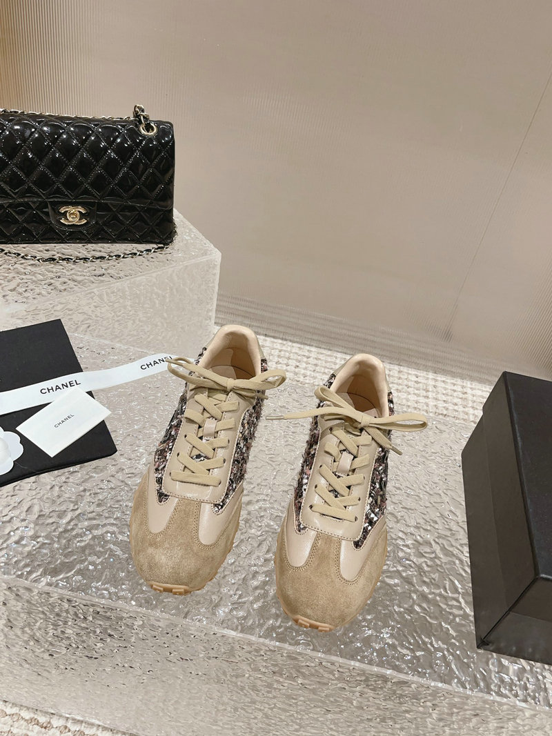 Chanel Sneakers SNC091304