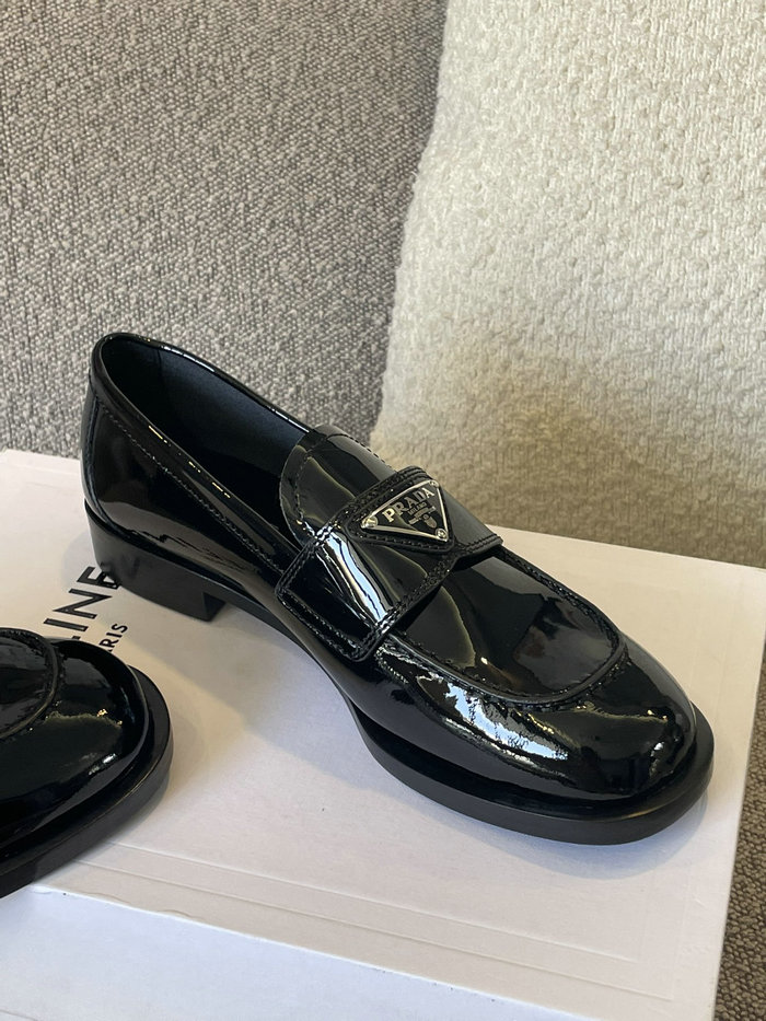 Prada Loafers SNP090801