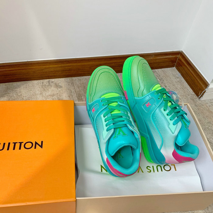 LV Trainer Sneaker SNL101802
