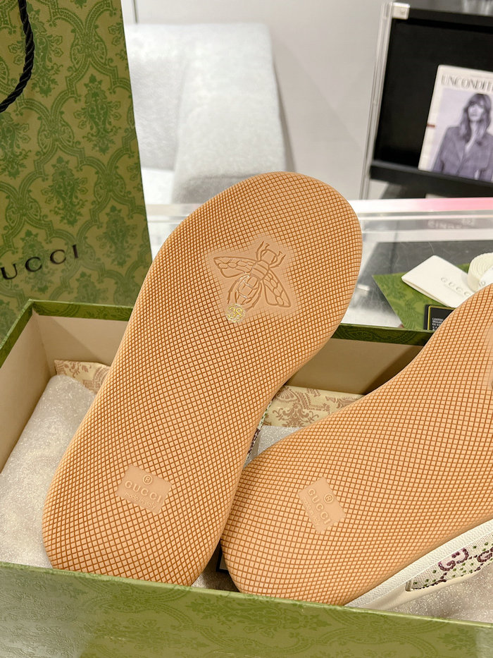 Gucci Sneakers MSG60104