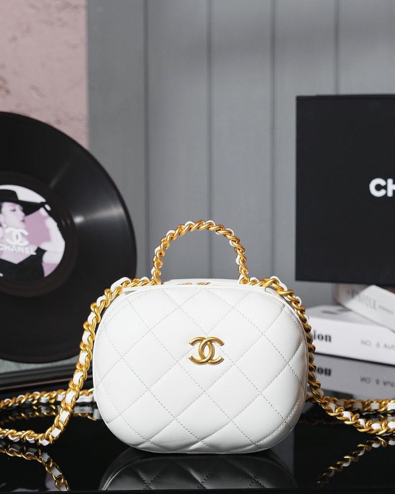 Chanel Lambskin Vanity Case With Chain White AS3066
