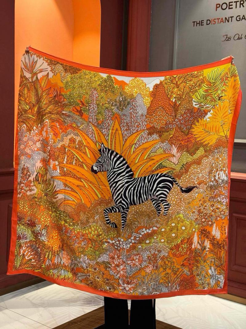 Hermes Scarf SHS92705