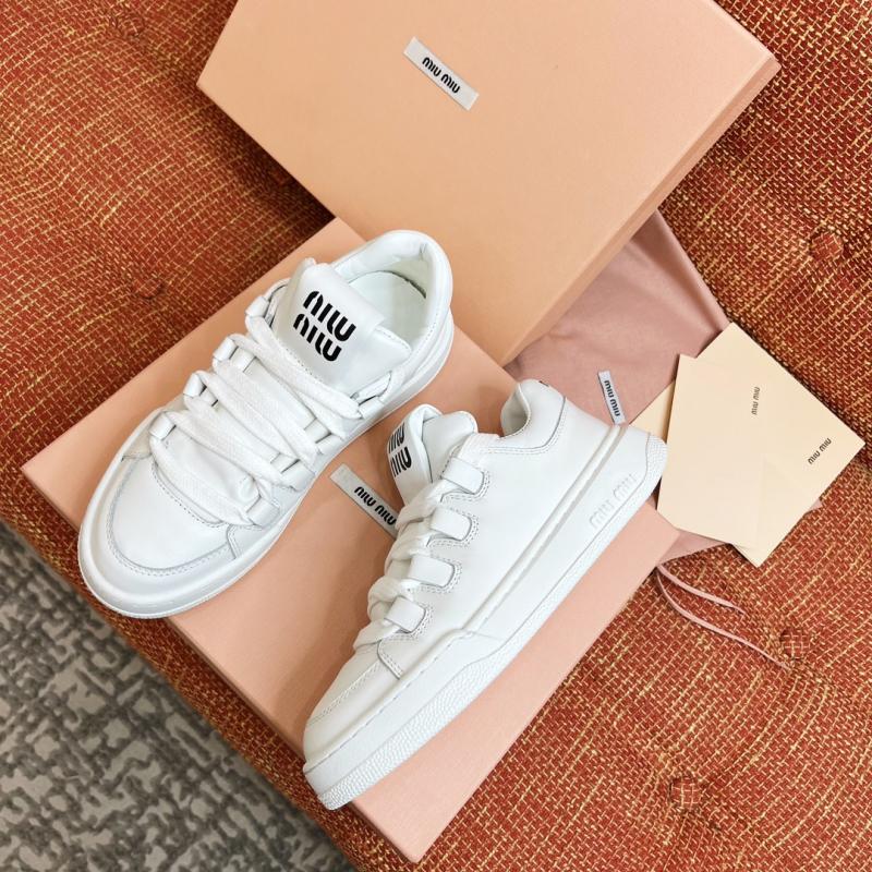 Miu Miu Sneakers SMS21601