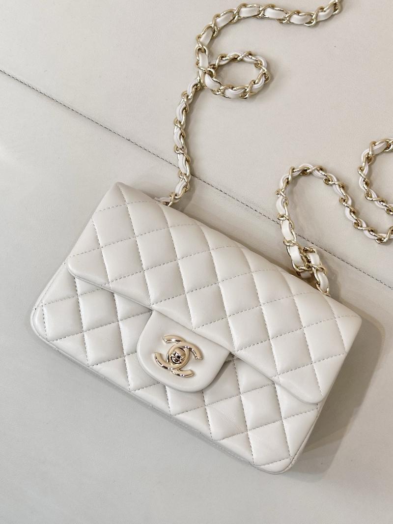 Small Chanel Lambskin Flap Bag A01116 Cream