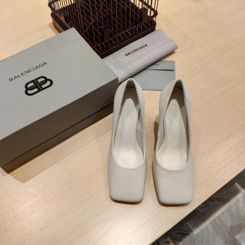 Balenciaga Pumps SCB30401