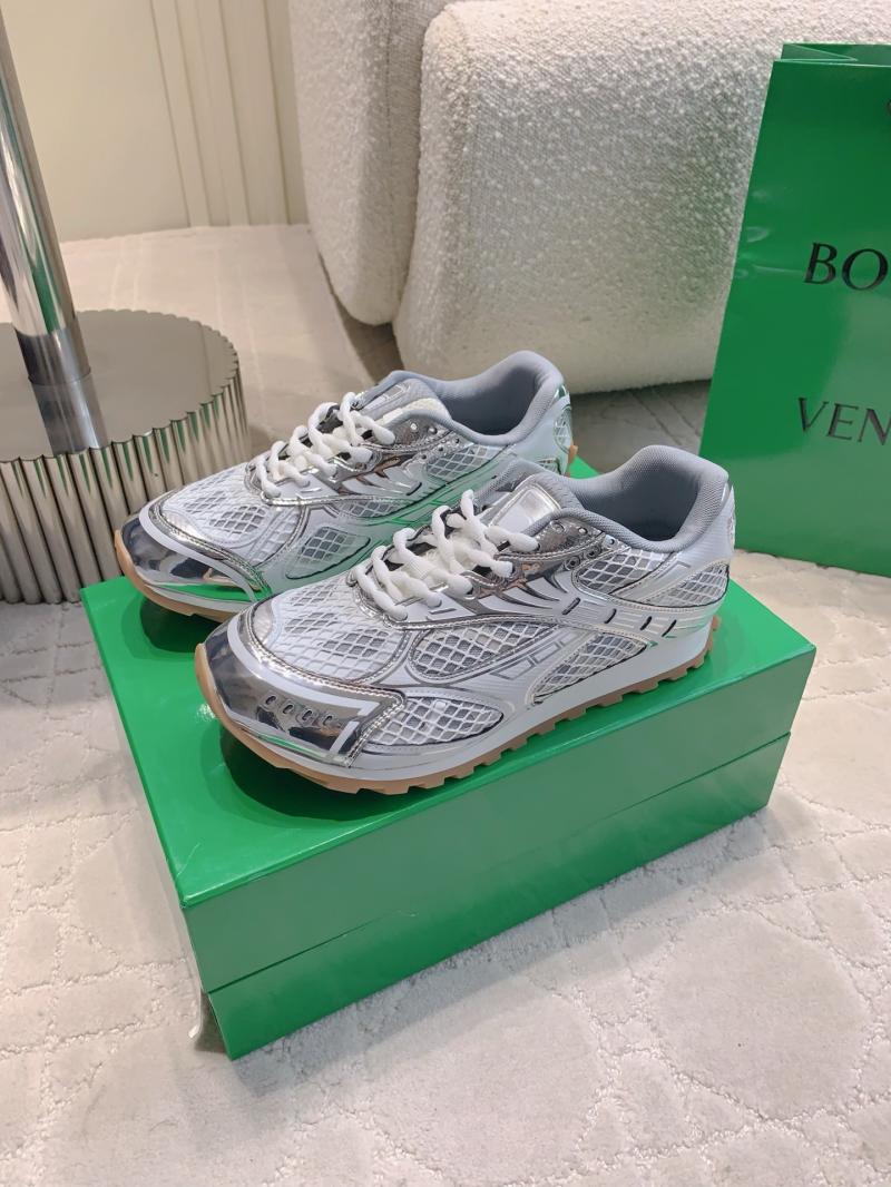 Bottega Veneta Unisex Sneakers SBVS31301