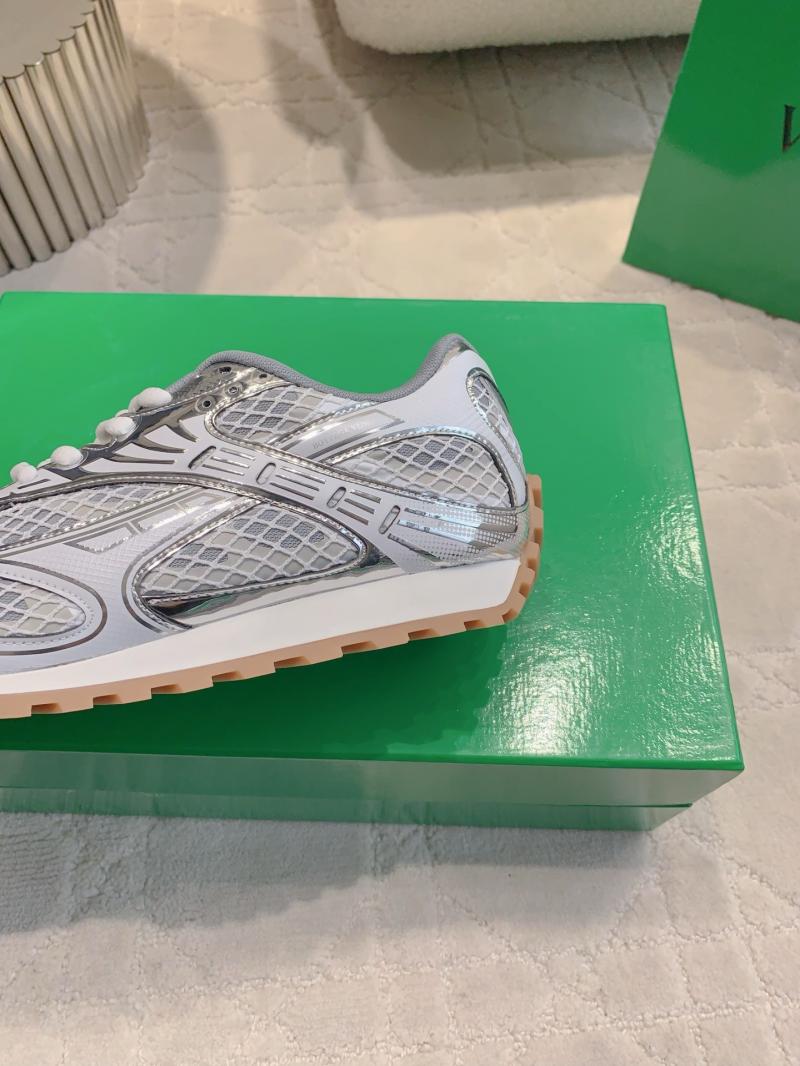 Bottega Veneta Unisex Sneakers SBVS31301