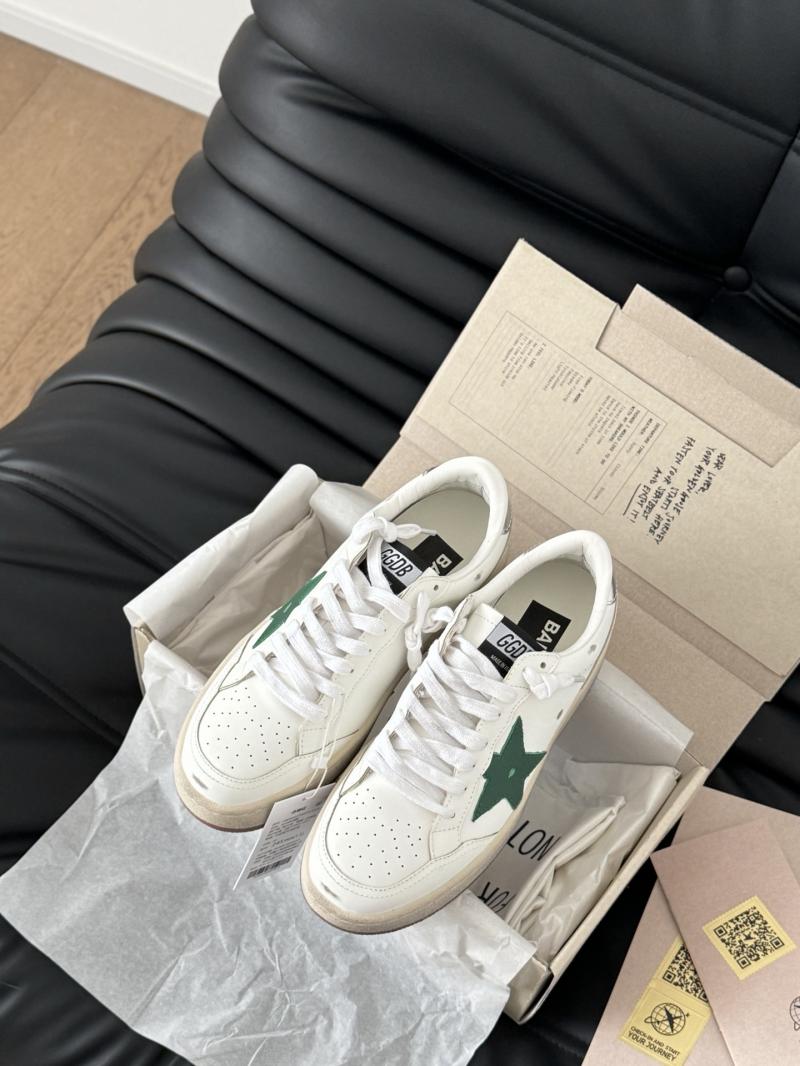 Golden Goose Sneakers SGS22015