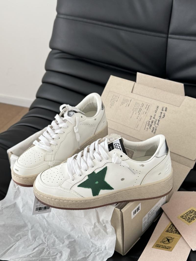 Golden Goose Sneakers SGS22015