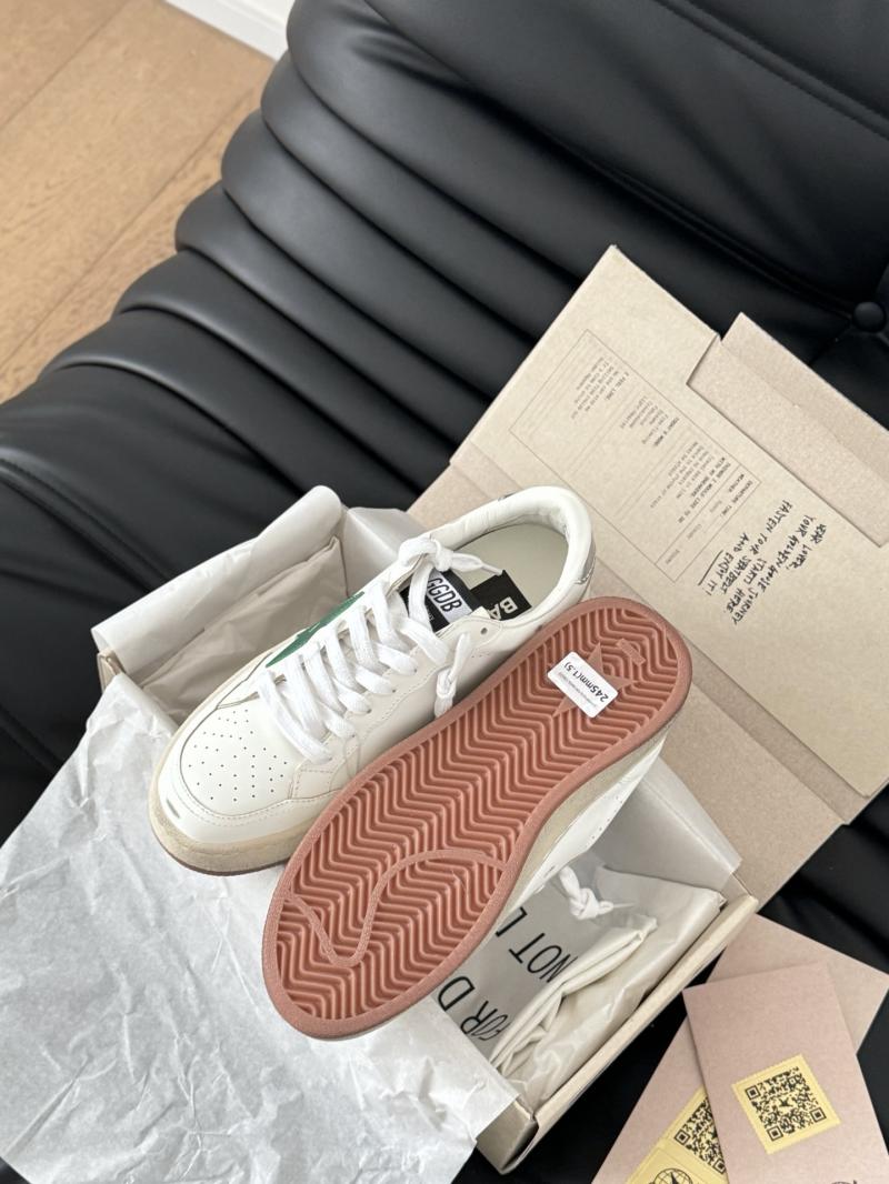 Golden Goose Sneakers SGS22015