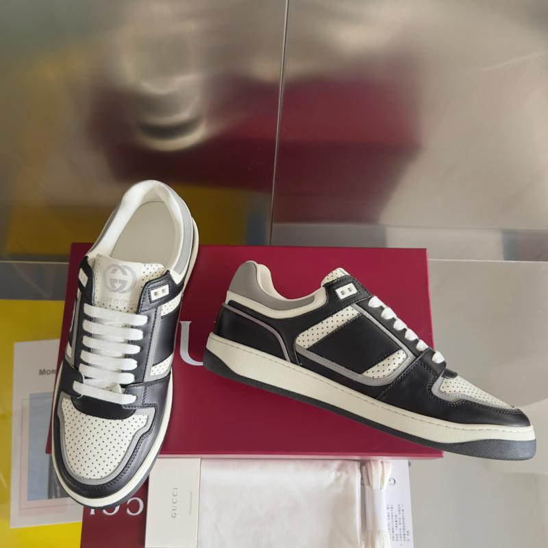Gucci Unisex Sneakers SGS31401