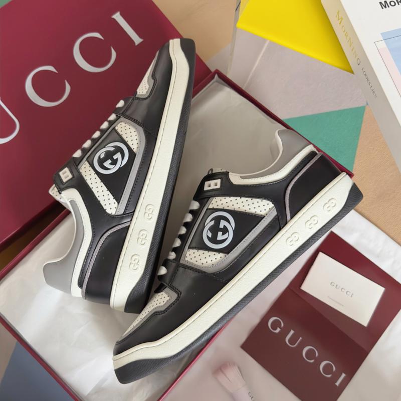Gucci Unisex Sneakers SGS31401