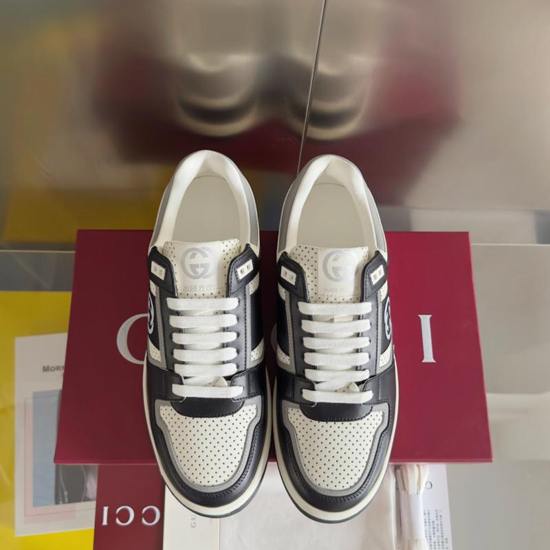 Gucci Unisex Sneakers SGS31401