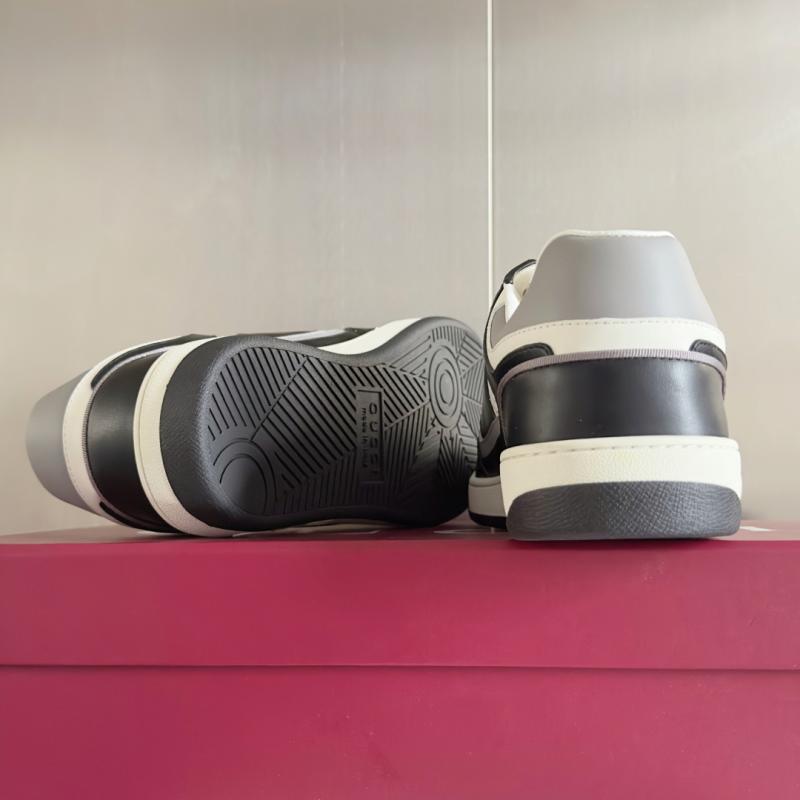 Gucci Unisex Sneakers SGS31401