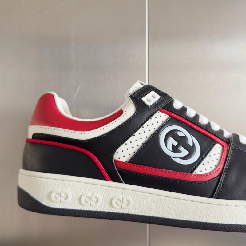Gucci Unisex Sneakers SGS31402