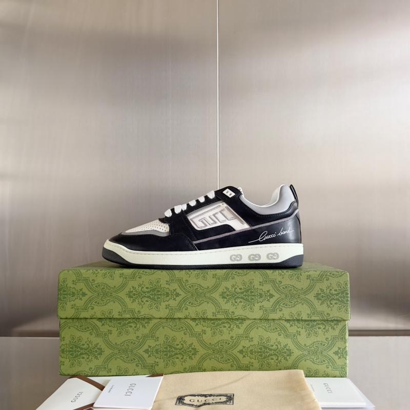 Gucci Unisex Sneakers SGS31404