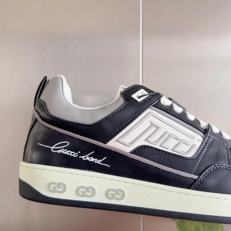 Gucci Unisex Sneakers SGS31404