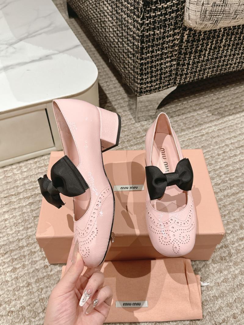 Miu Miu Pumps SMP22201