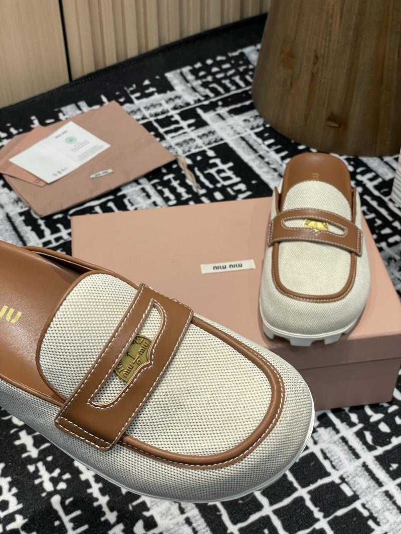 Miu Miu Slippers SMS30608