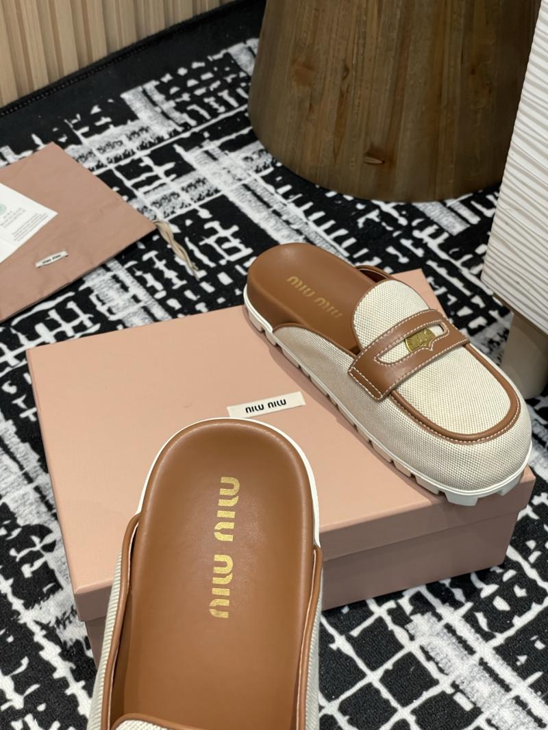 Miu Miu Slippers SMS30608