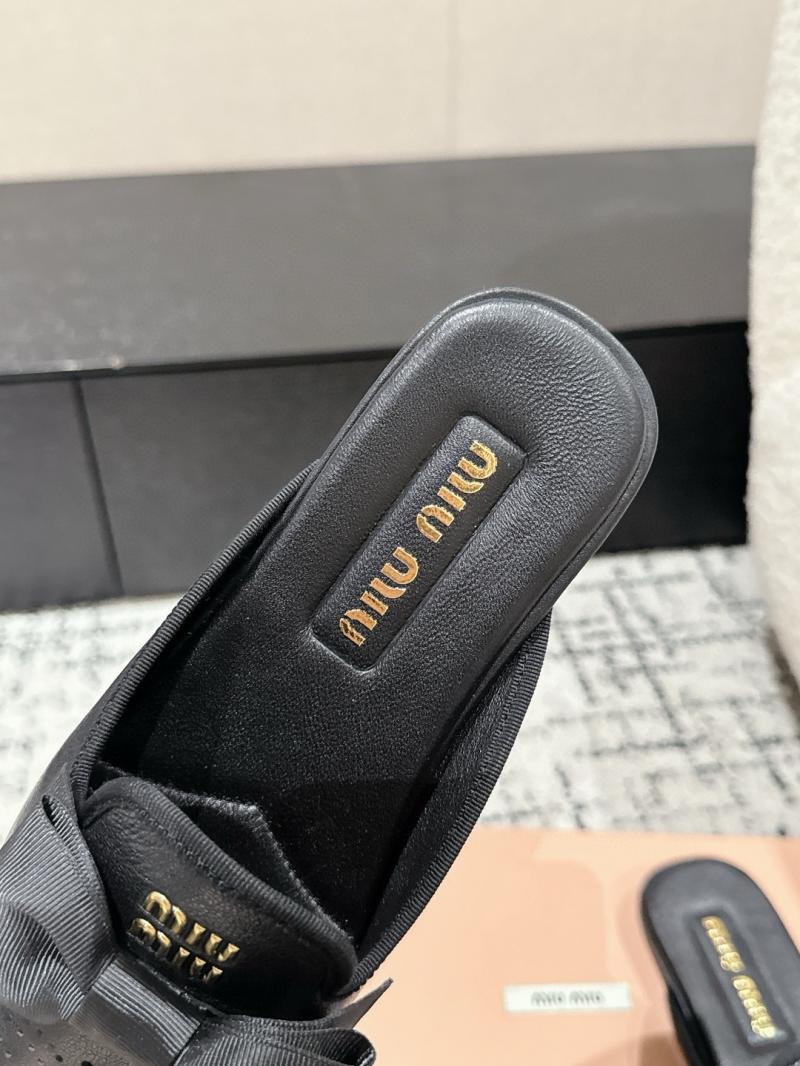 Miu Miu Slippers SMS30801