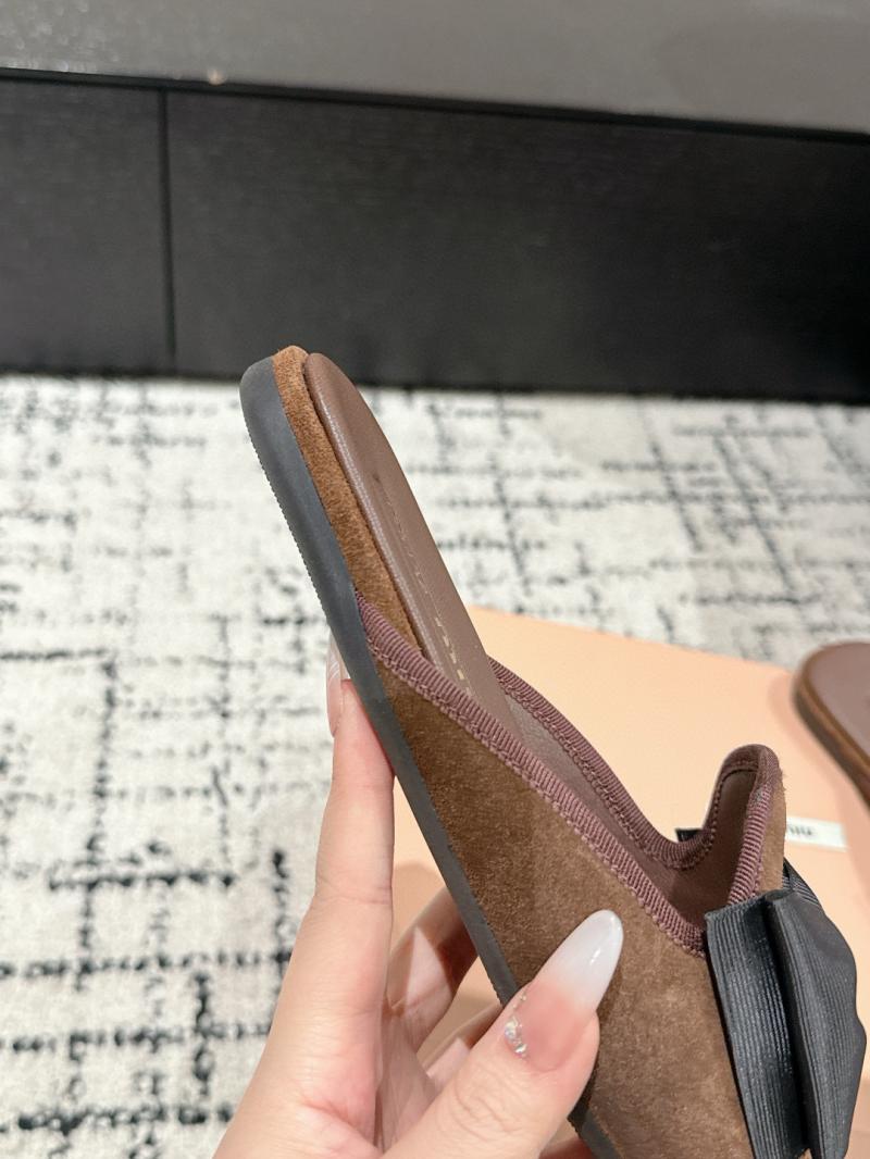 Miu Miu Slippers SMS30802