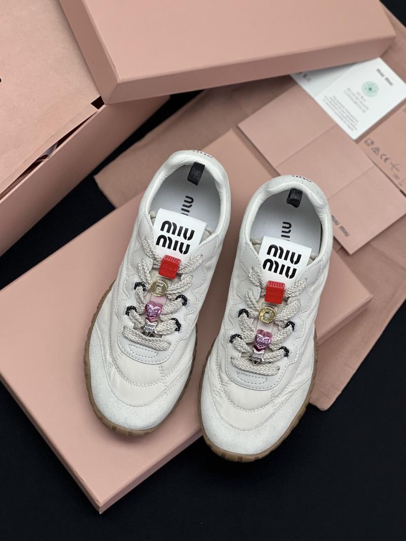 Miu Miu Sneakers SMS30301