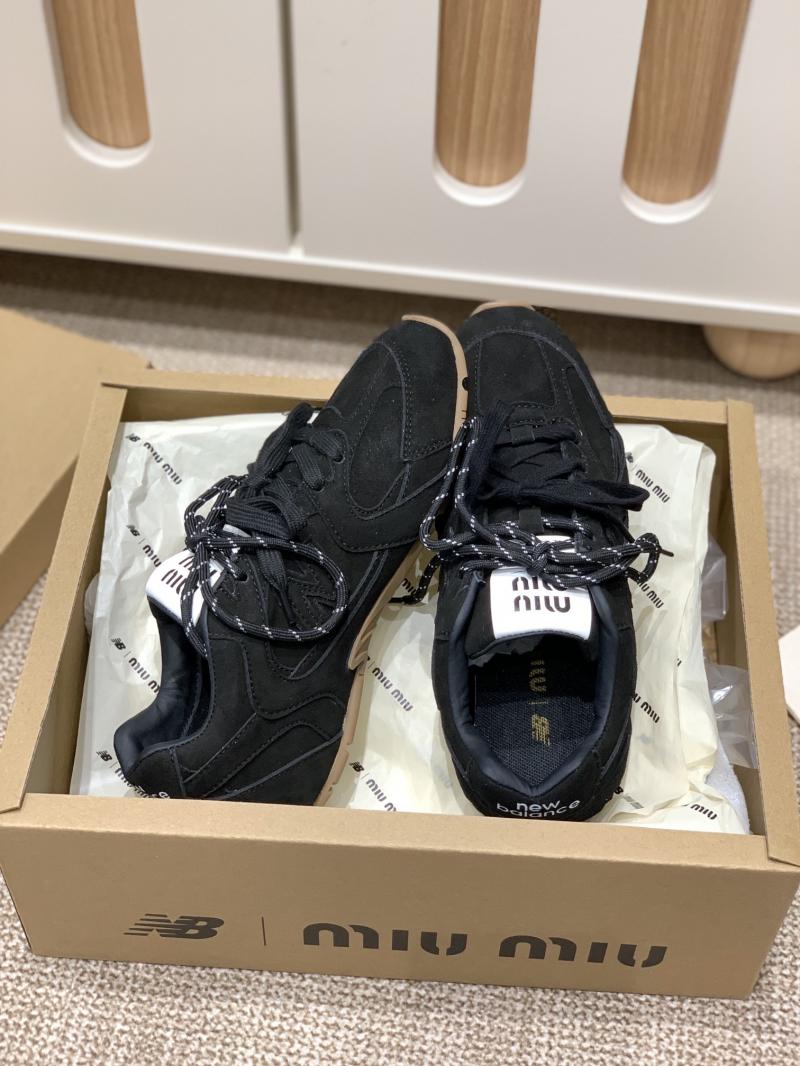 Miu Miu Sneakers SMS30810