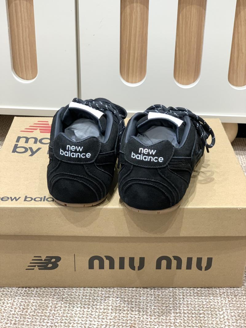 Miu Miu Sneakers SMS30810
