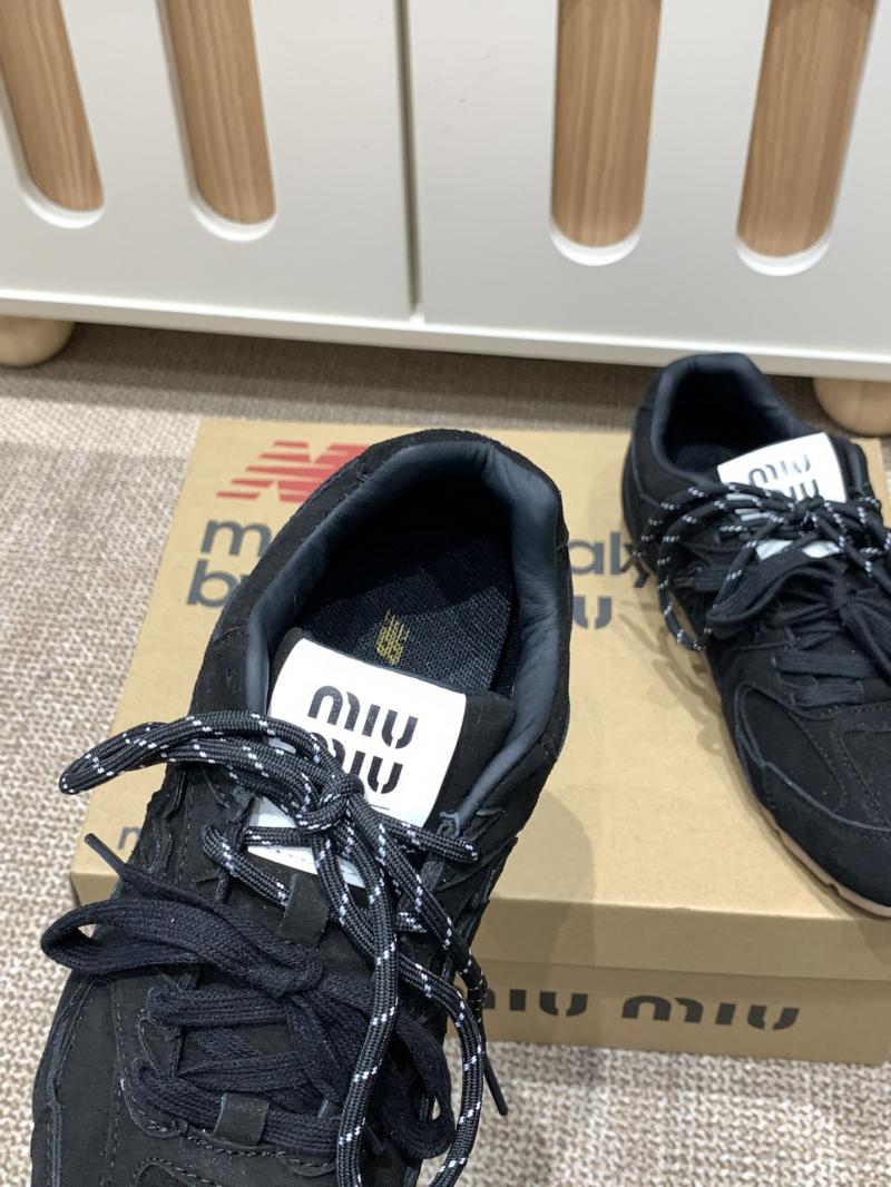 Miu Miu Sneakers SMS30810
