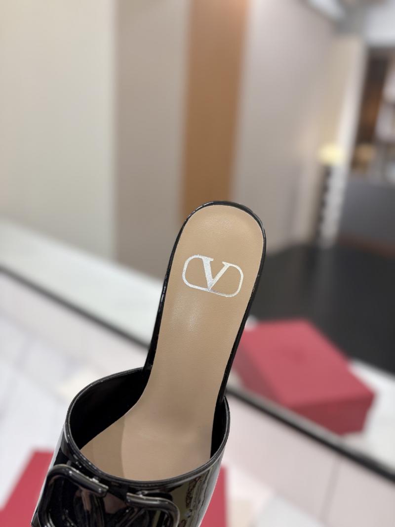 Valentino Sandals SVS30406