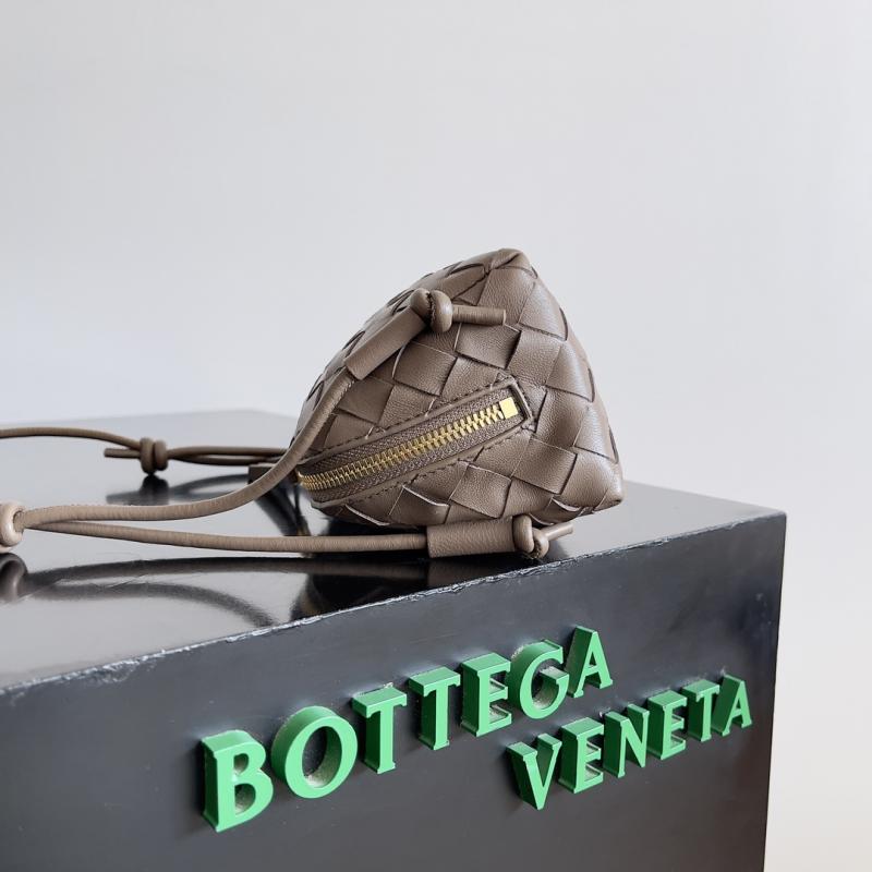 Bottega Veneta Intrecciato Concert Pouch Pinecone 794258