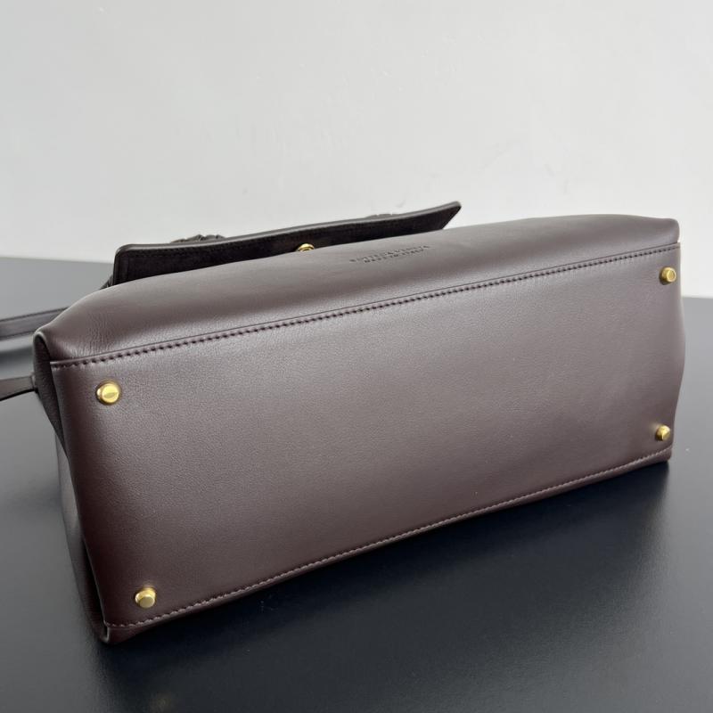 Bottega Veneta Medium Ciao Ciao Fondant 817231