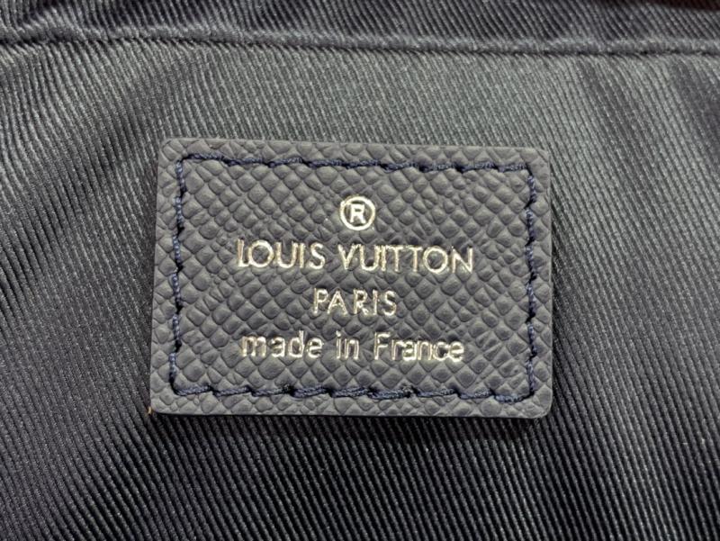 Louis Vuitton Porte-Documents Voyage PM Blue M30925