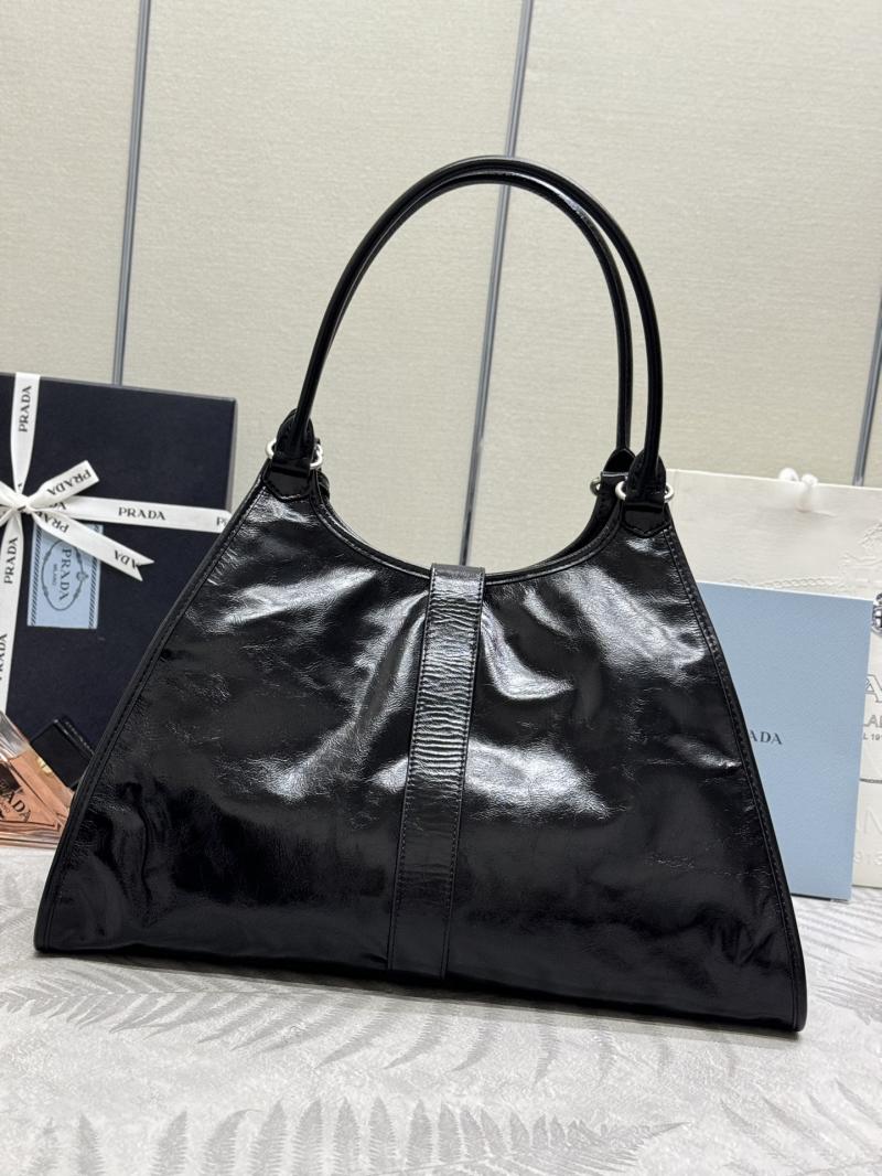 Prada Large leather tote bag Black 1BG570