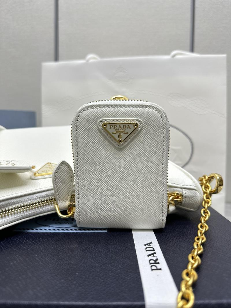 Prada Re-Edition 2005 Saffiano leather bag White 1BH204