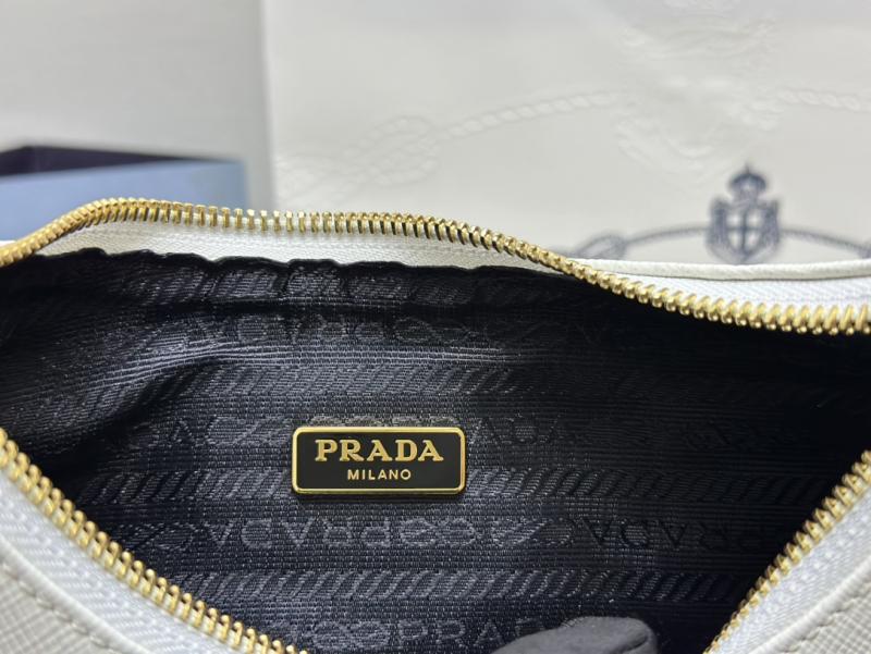 Prada Re-Edition 2005 Saffiano leather bag White 1BH204