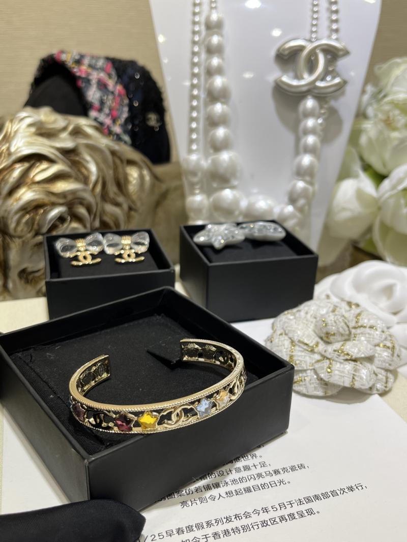 Chanel Bracelet JCB32301