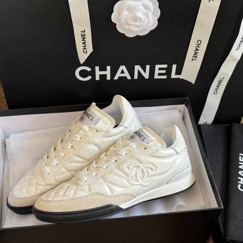 Chanel Sneakers SCS32203