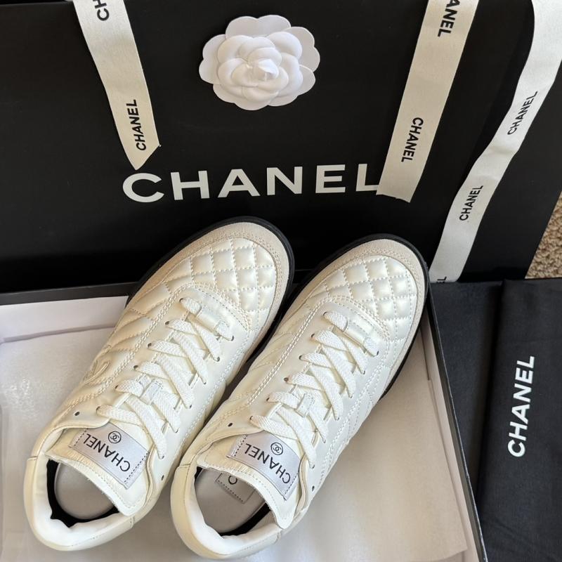 Chanel Sneakers SCS32203