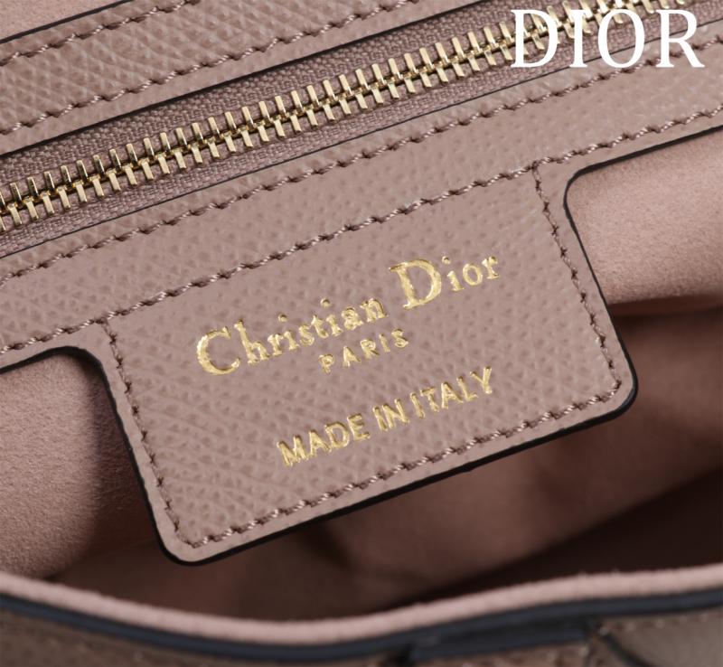 Dior Grained Calfskin Saddle Bag With Strap Taupe M0455
