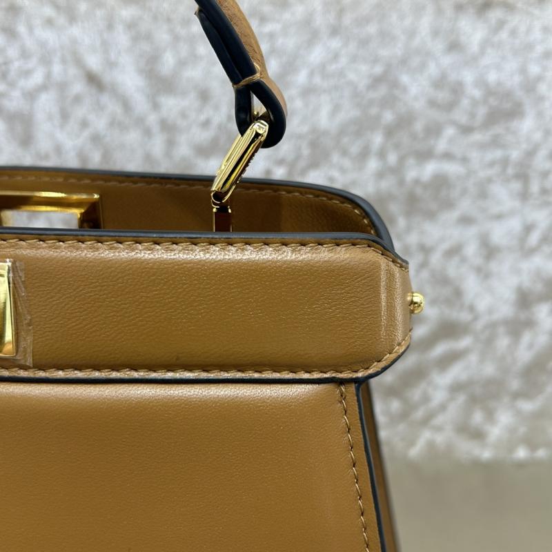 Fendi Peekaboo ISeeU Petite Camel F7011