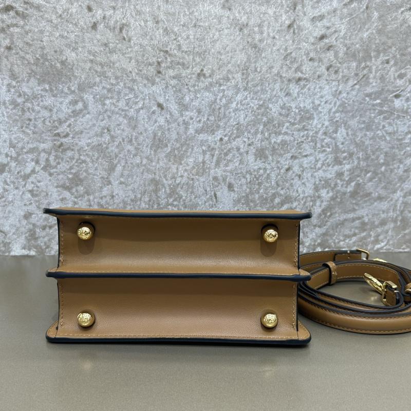 Fendi Peekaboo ISeeU Petite Camel F7011