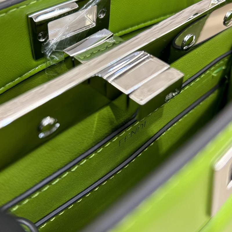 Fendi Peekaboo ISeeU Petite Green F7011