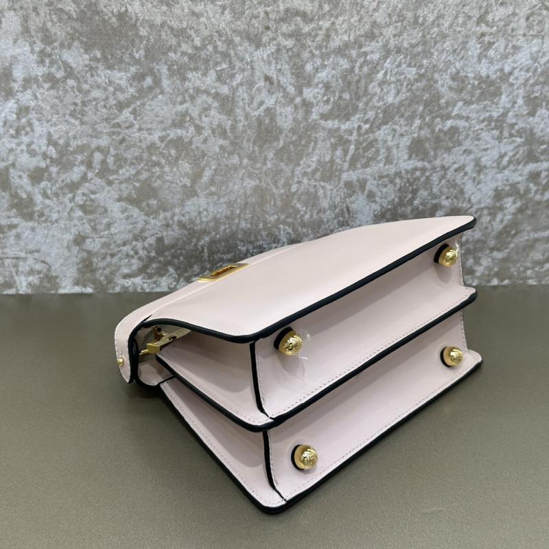 Fendi Peekaboo ISeeU Petite Light Pink F7011