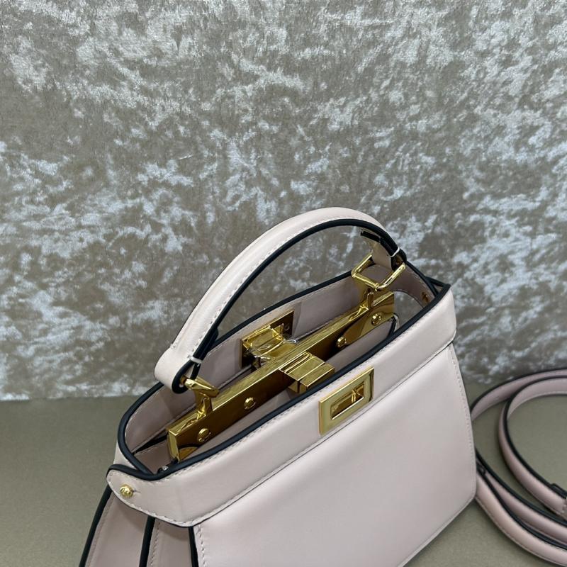 Fendi Peekaboo ISeeU Petite Light Pink F7011