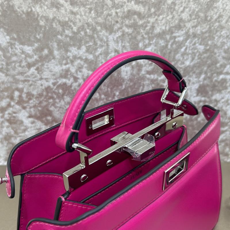 Fendi Peekaboo ISeeU Petite Rose F7011