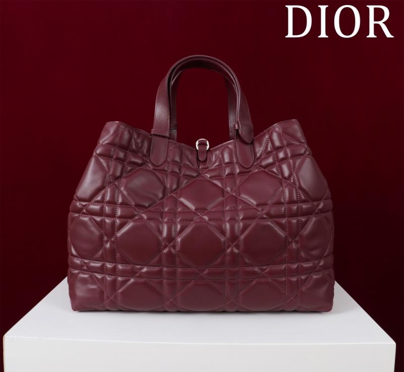 Large Dior Toujours Bag Red M3319