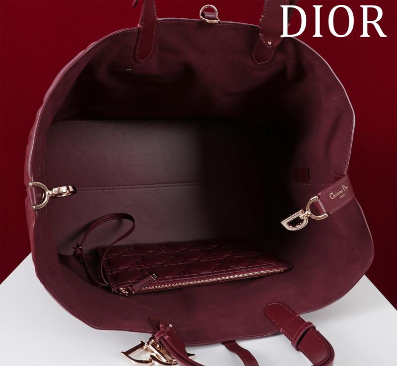 Large Dior Toujours Bag Red M3319